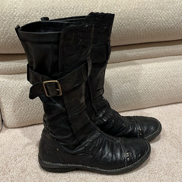 KHRIQ woman’s Blk pull on boot SZ 41 - Picture 2 of 12